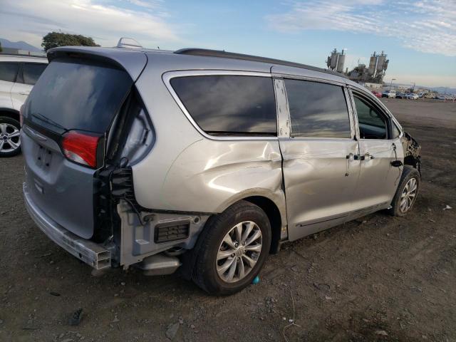 Image 3 of 2017 CHRYSLER PACIFICA TOURING L 2017 with VIN 2C4RC1BG5HR543327