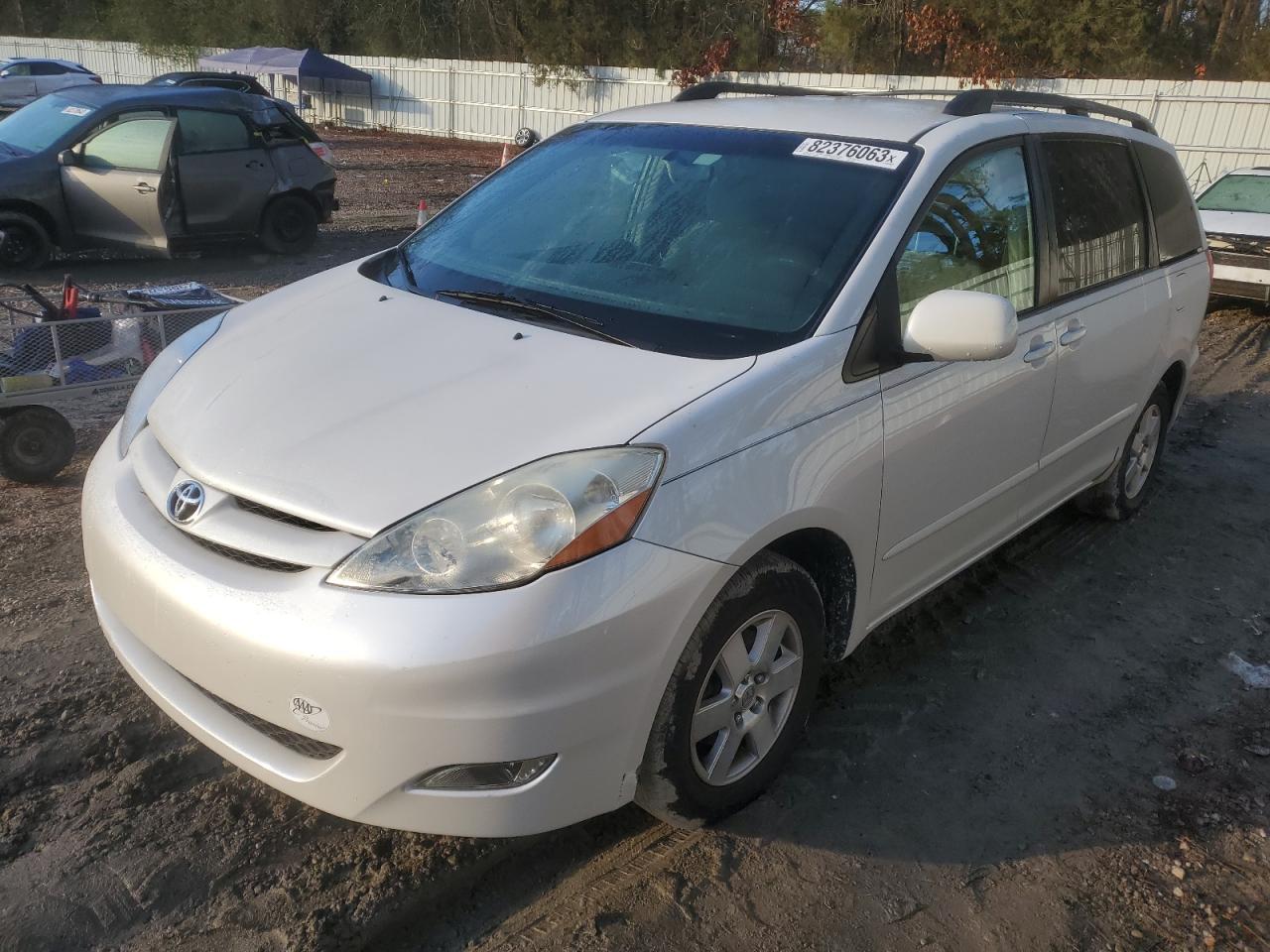 Obraz 2006 TOYOTA SIENNA XLE 2006