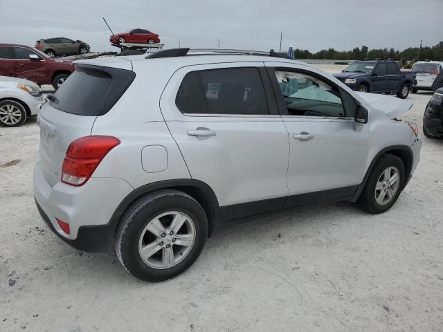 Image 3 of 2020 CHEVROLET TRAX 1LT 2020 with VIN KL7CJLSB0LB038294