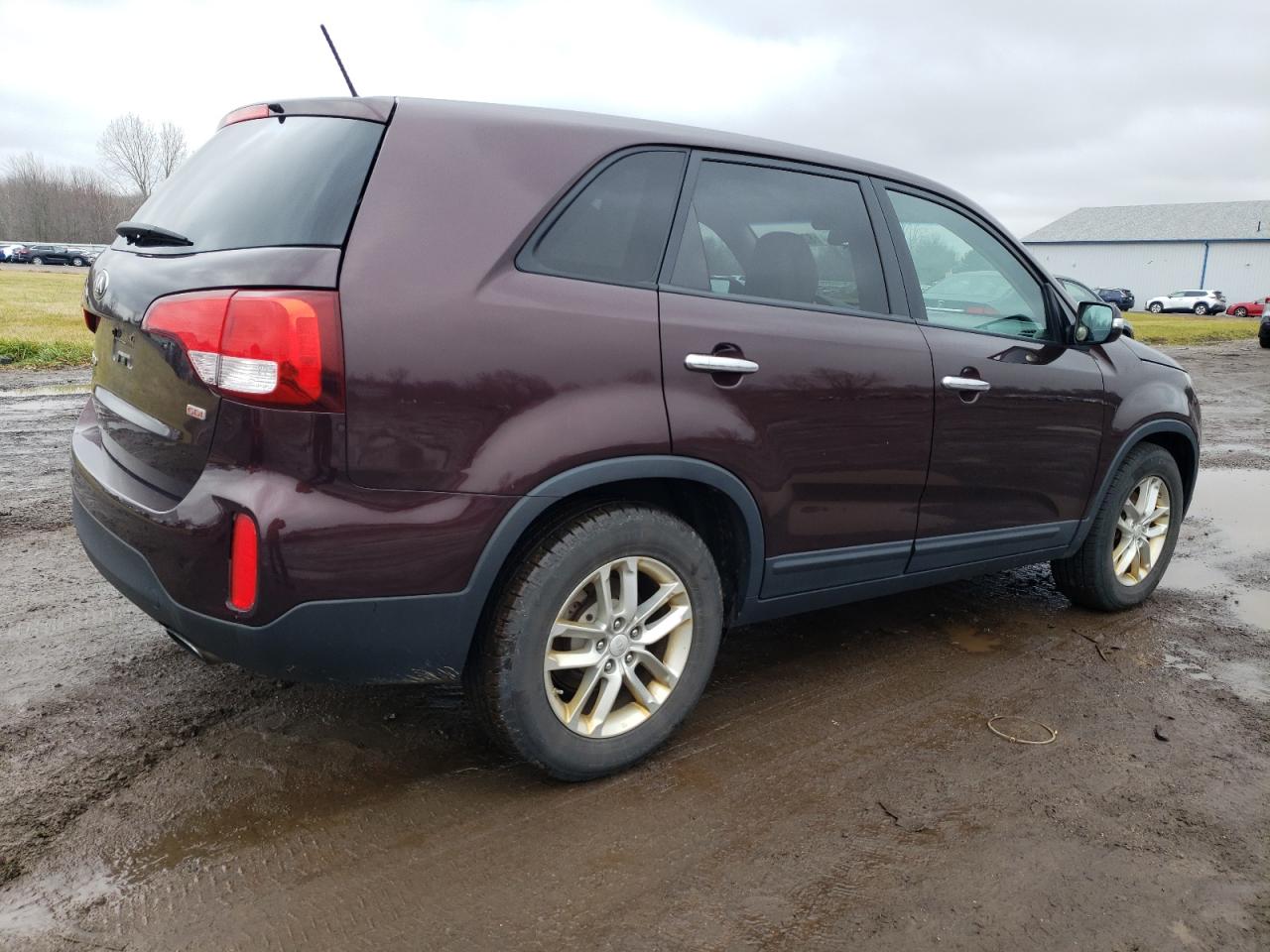 Obraz 3 z 2014 KIA SORENTO LX 2014 z VIN 5XYKT3A61EG427886