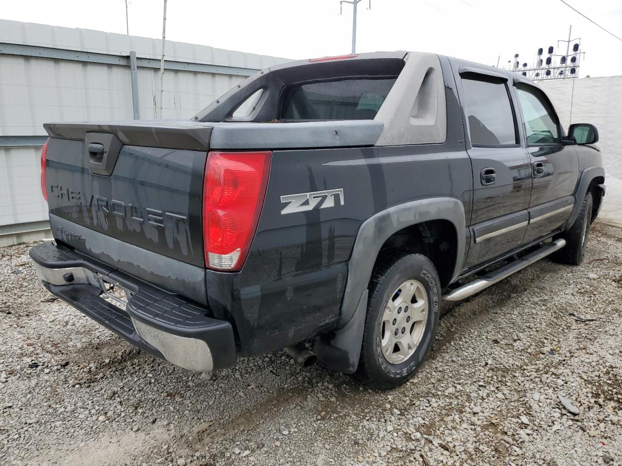 Obraz 3 z 2005 CHEVROLET AVALANCHE K1500 2005 z VIN 3GNEK12Z05G120165