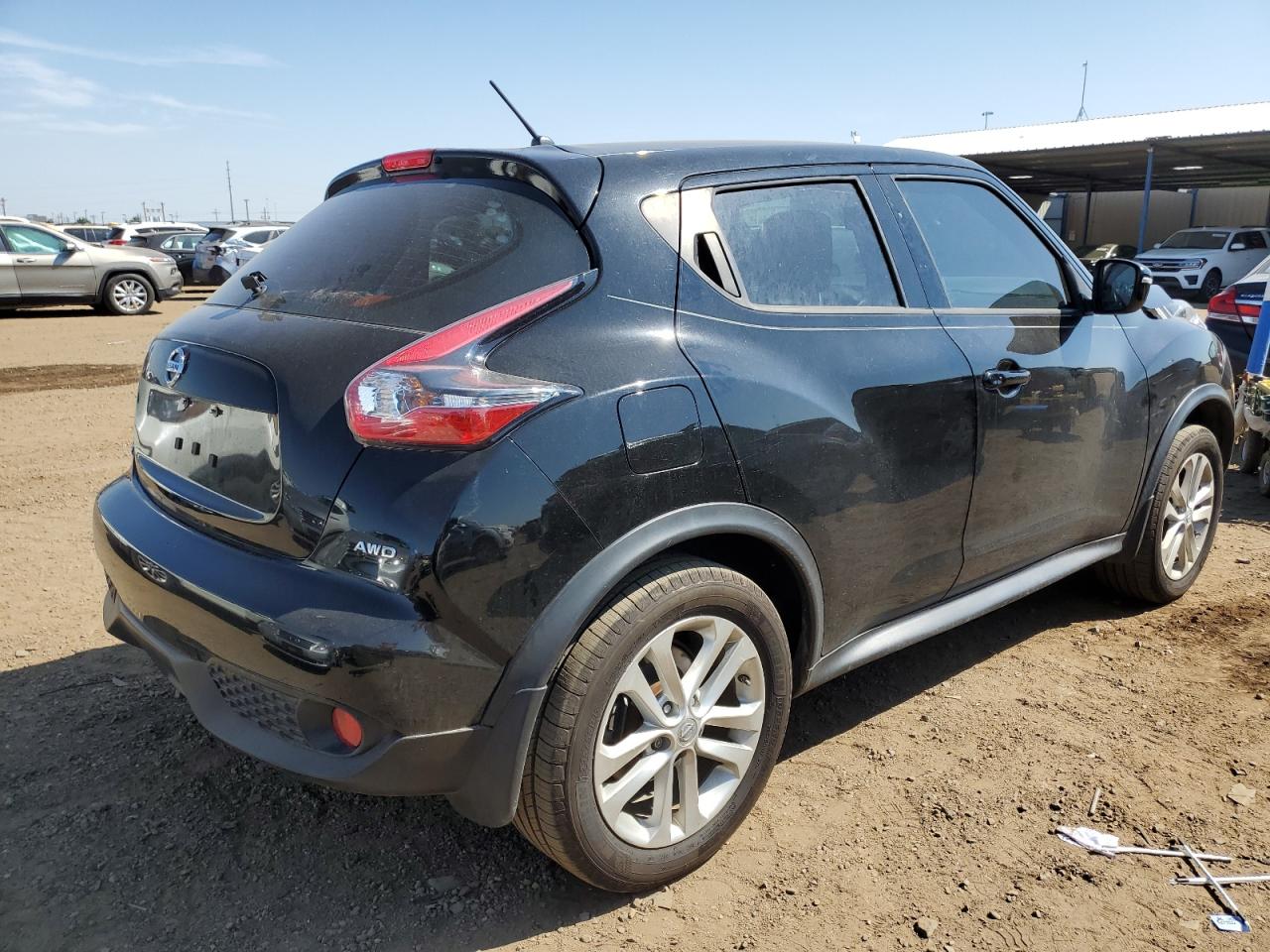 Image 3 of Nissan Juke S 2015 with VIN JN8AF5MV2FT561771
