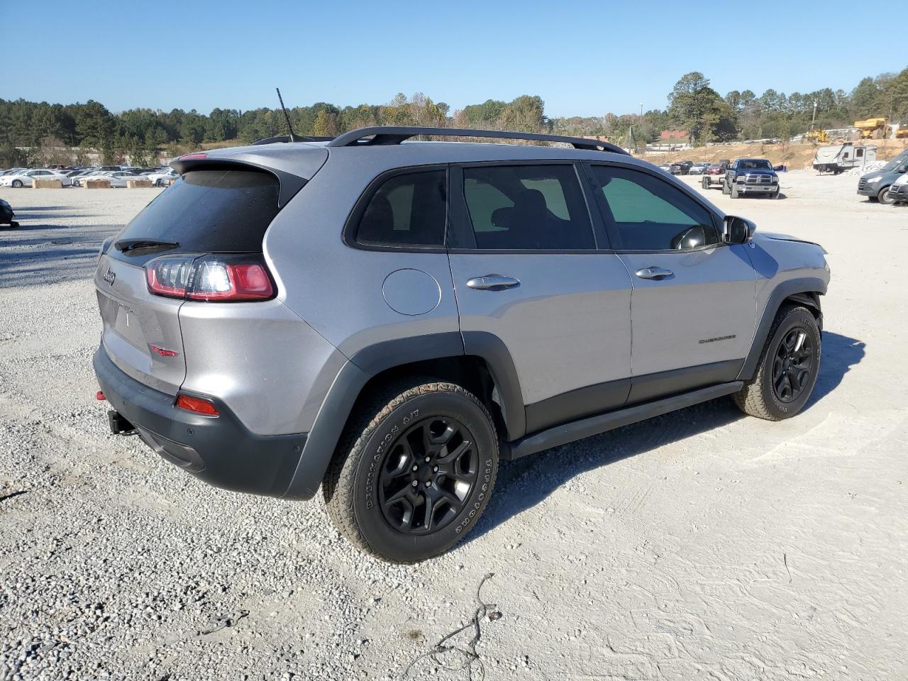 Изображение 3 2019 JEEP CHEROKEE TRAILHAWK 2019 с VIN 1C4PJMBX0KD120731