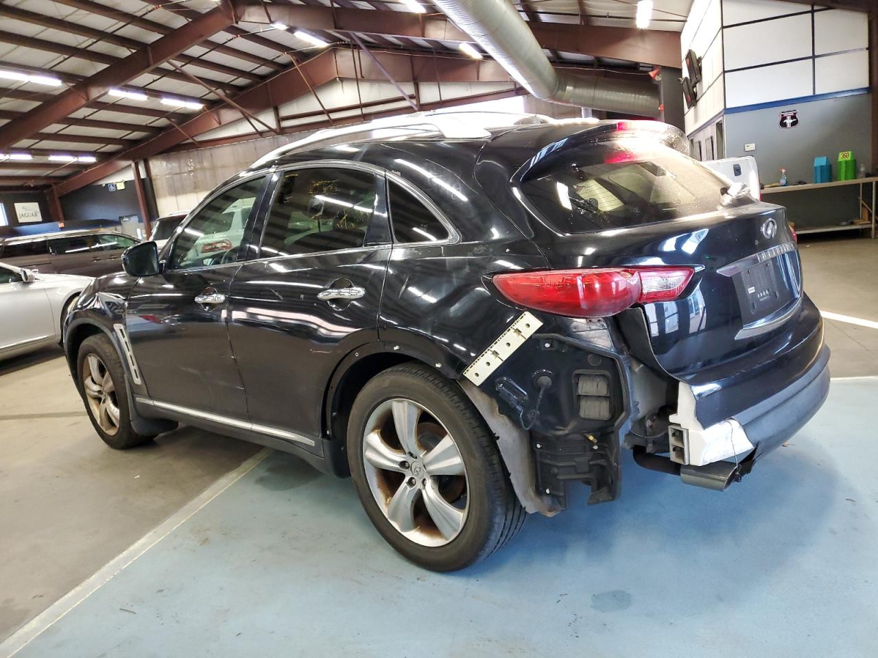 Image 2 of 2009 INFINITI FX35 2009 with VIN JNRAS18W79M154725