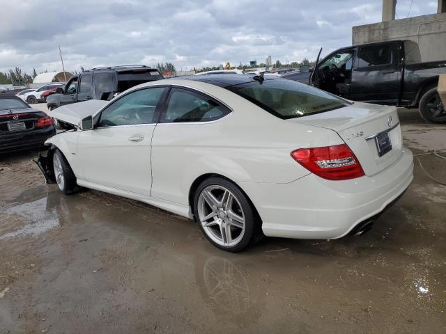 Изображение 2 2012 MERCEDES-BENZ C 250 2012 с VIN WDDGJ4HB2CF875564