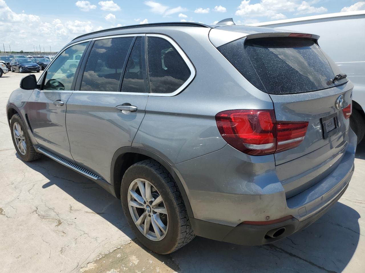 Image 2 of Bmw X5 Xdrive35D 2015 with VIN 5UXKS4C59F0J97694