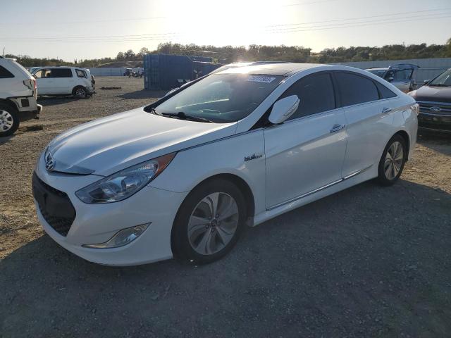 Image 1 of 2015 HYUNDAI SONATA HYBRID 2015 with VIN KMHEC4A41FA124279