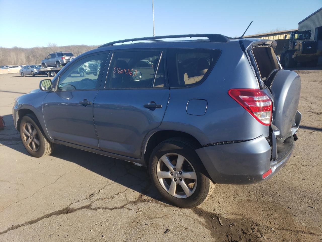 Image 2 of 2012 TOYOTA RAV4  2012 with VIN 2T3BF4DV8CW217526