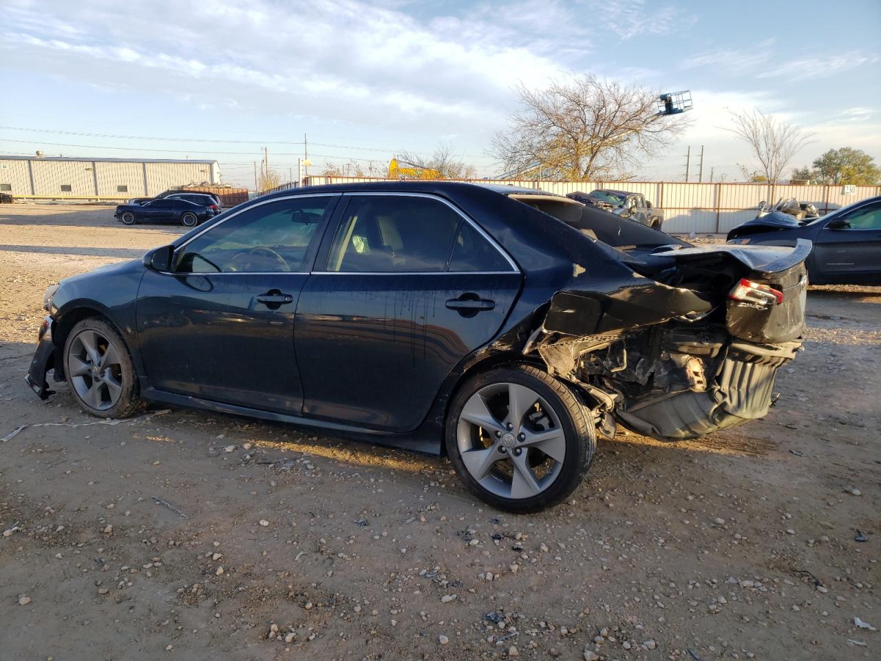 Image 2 of 2014 TOYOTA CAMRY L 2014 with VIN 4T1BF1FK5EU808765