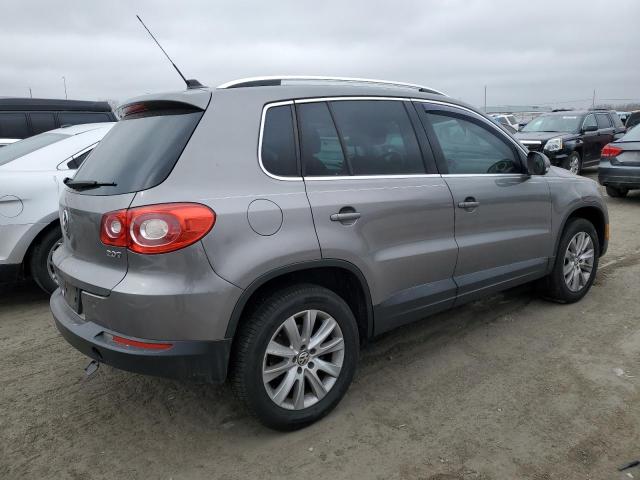 Image 3 of 2010 VOLKSWAGEN TIGUAN S 2010 with VIN WVGAV7AX0AW504780