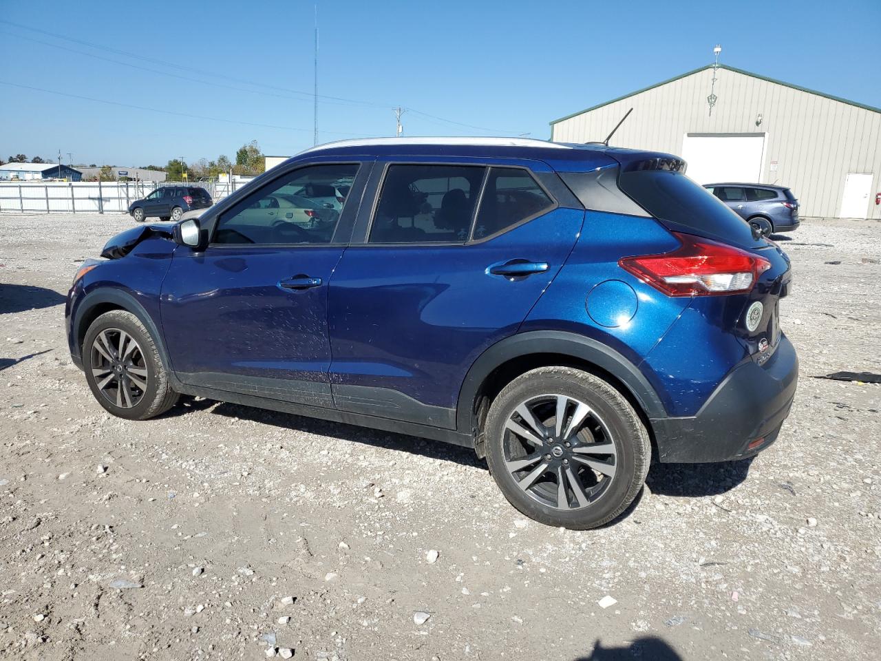 Image 2 of 2019 NISSAN KICKS S 2019 with VIN 3N1CP5CU0KL529591
