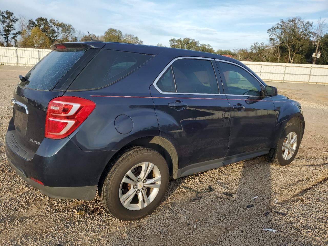 Image 3 of 2016 CHEVROLET EQUINOX LS 2016 with VIN 2GNALBEK2G1179861
