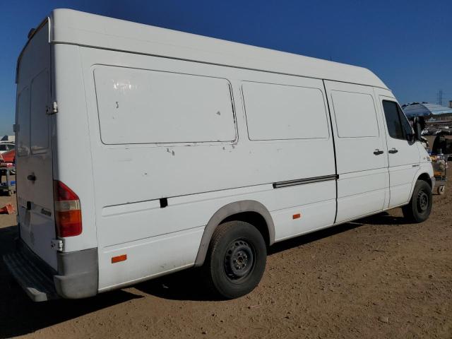 Image 3 of 2004 SPRINTER 2500 SPRINTER  2004 with VIN WD2PD744845640196