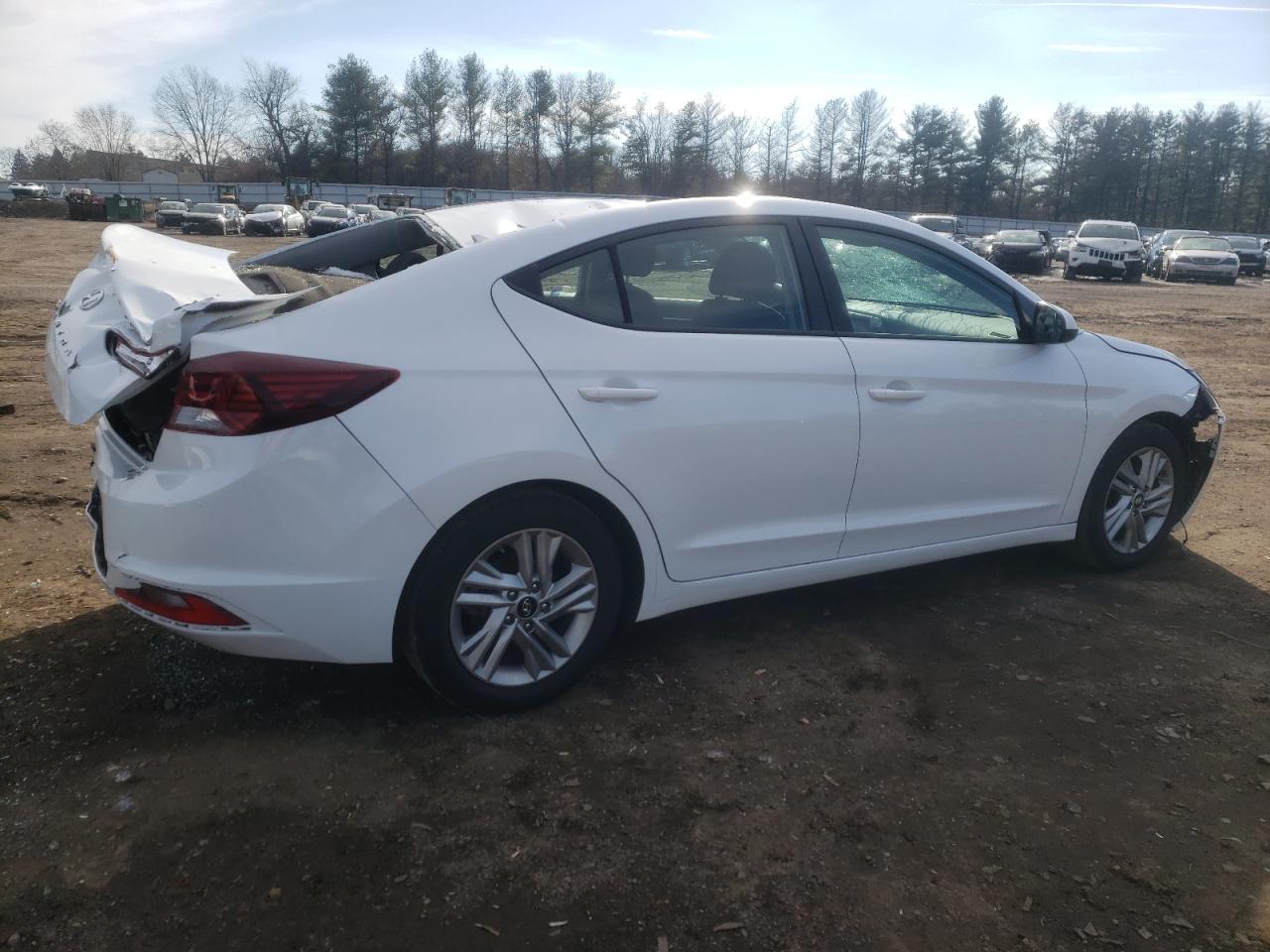 Изображение 3 2020 HYUNDAI ELANTRA SEL 2020 с VIN 5NPD84LF1LH626598