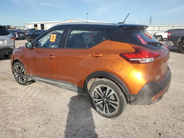 Image 2 of 2018 NISSAN KICKS S 2018 with VIN 3N1CP5CU8JL525366
