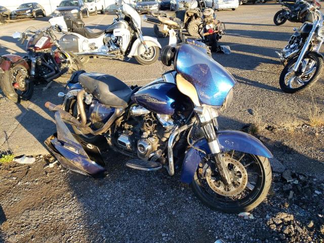 Image 1 of 2017 HARLEY-DAVIDSON FLHX STREET GLIDE 2017 with VIN 1HD1KBC13HB661308