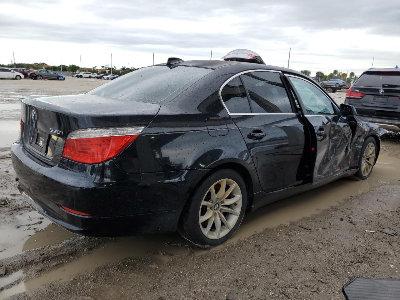 Obraz 3 z 2008 BMW 550 I 2008 z VIN WBANW53518CT51239