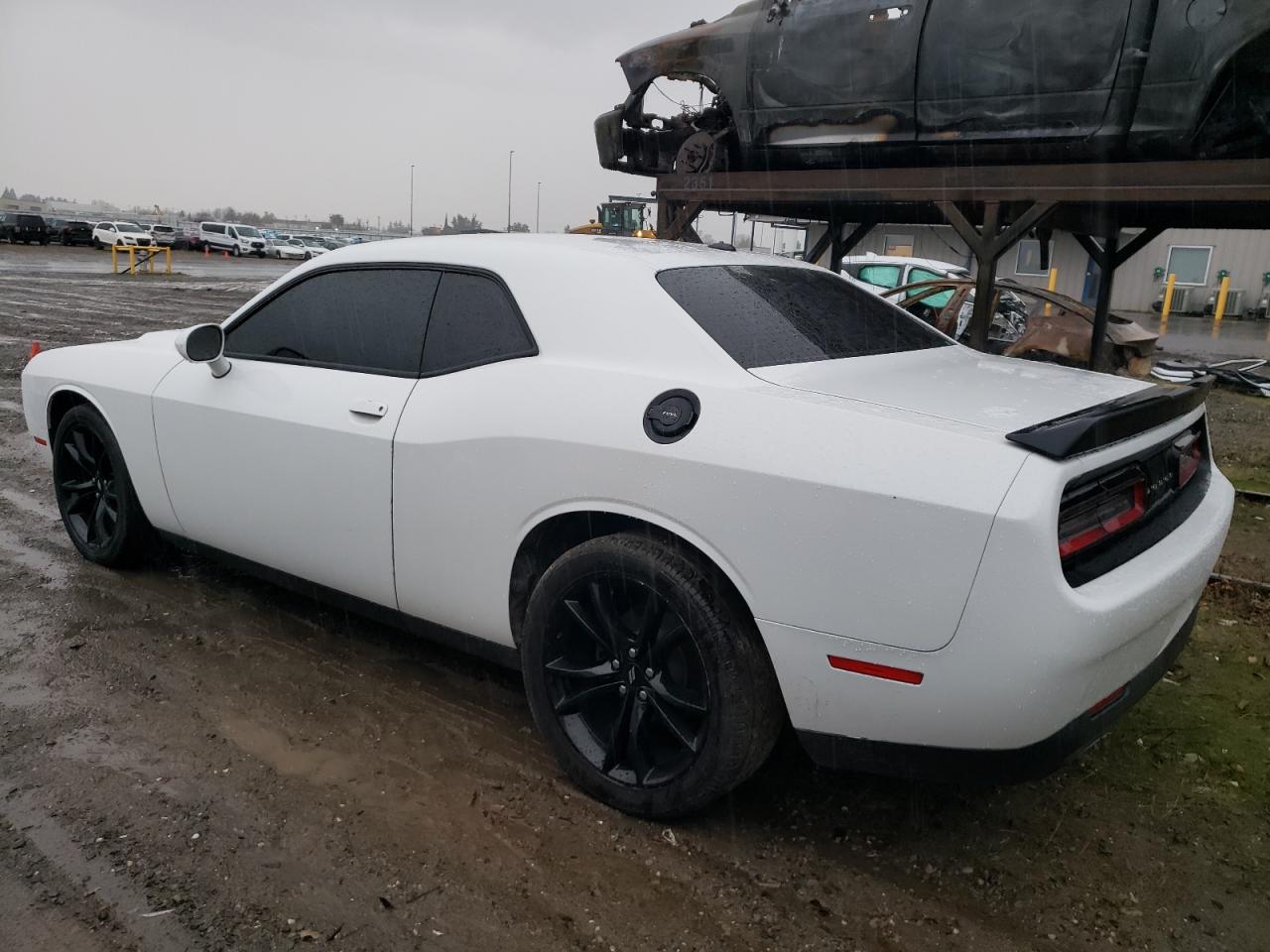 Obraz 2 z 2018 DODGE CHALLENGER SXT 2018 z VIN 2C3CDZAG4JH316018