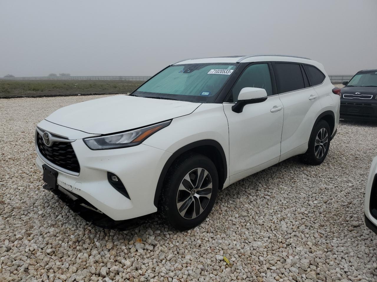 2020 TOYOTA HIGHLANDER XLE 2020 image