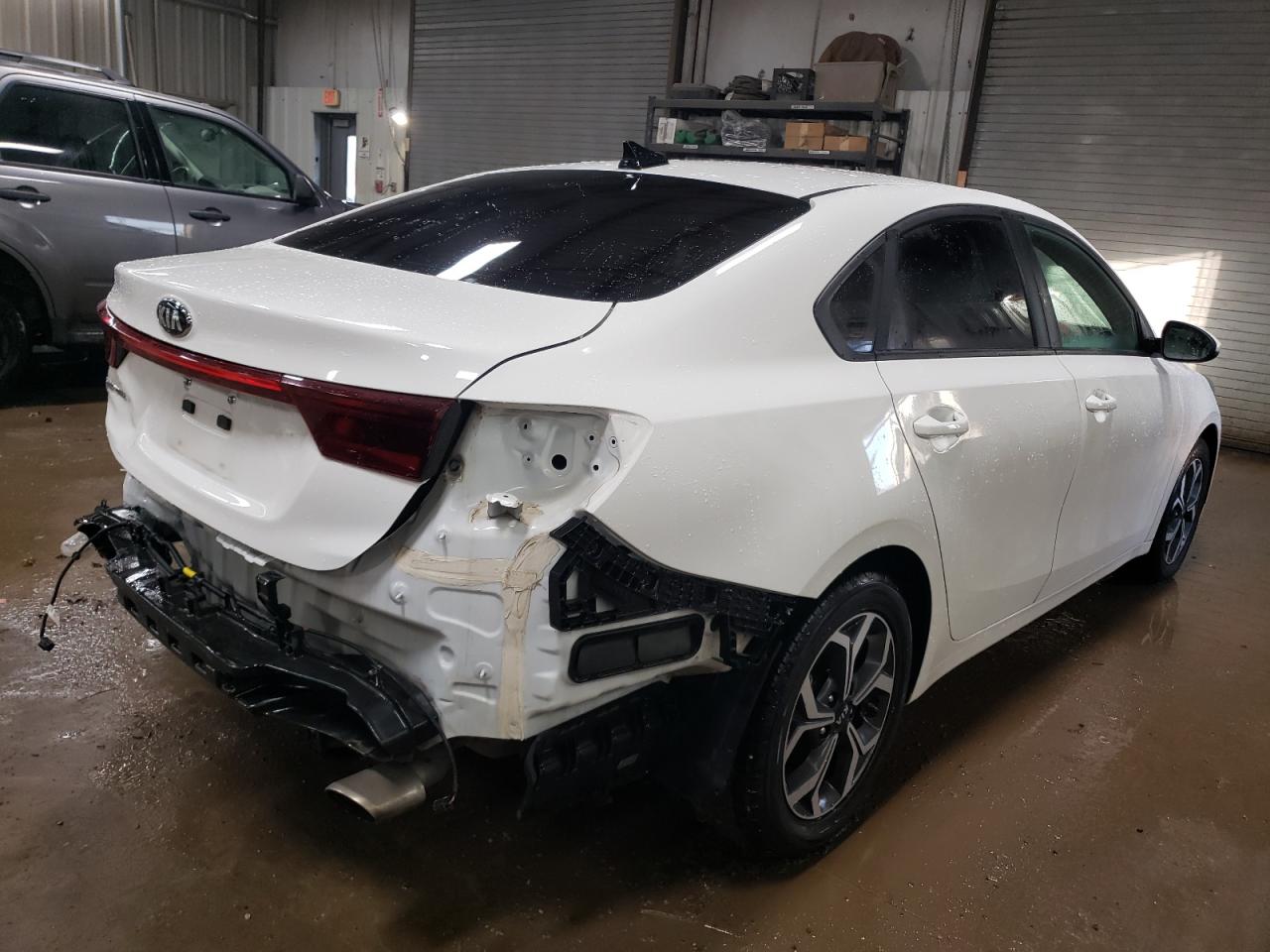 Image 3 of 2020 KIA FORTE FE 2020 with VIN 3KPF24ADXLE209450