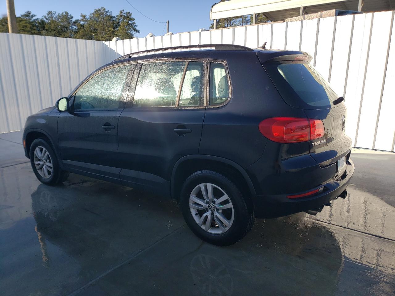 Image 2 of 2016 VOLKSWAGEN TIGUAN S 2016 with VIN WVGBV7AX0GW535816
