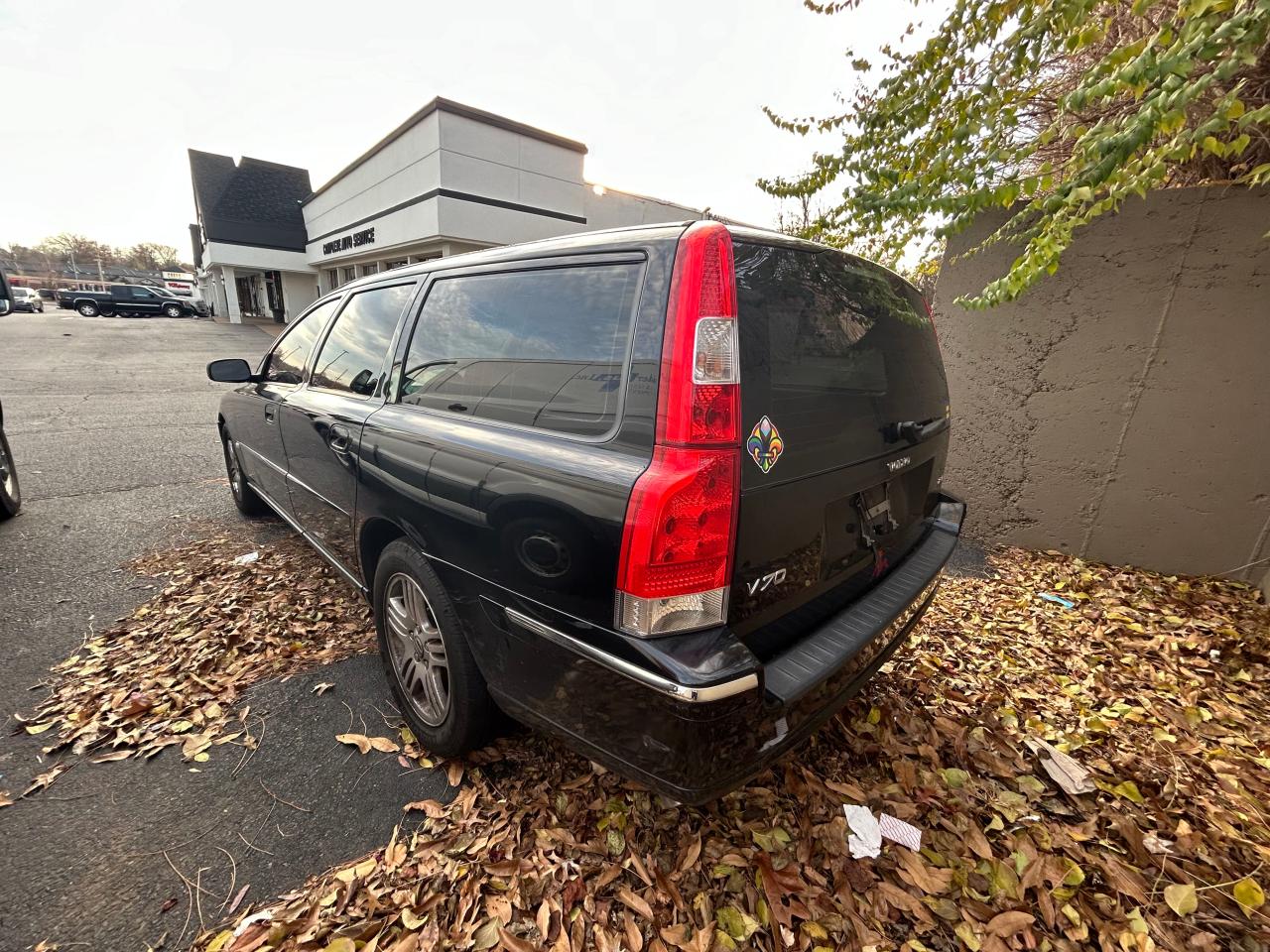Image 3 of 2006 VOLVO V70 2.5T 2006 with VIN YV1SW592262573255