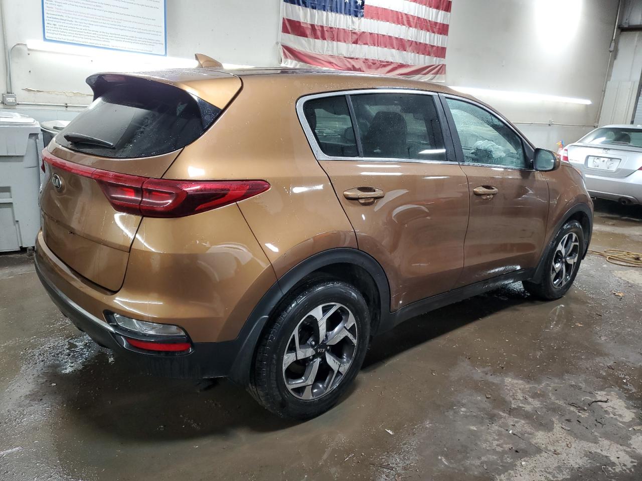 Изображение 3 2021 KIA SPORTAGE LX 2021 с VIN KNDPM3AC9M7912362