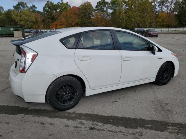 Obraz 3 z Toyota Prius 2013 z VIN JTDKN3DU5D5560940