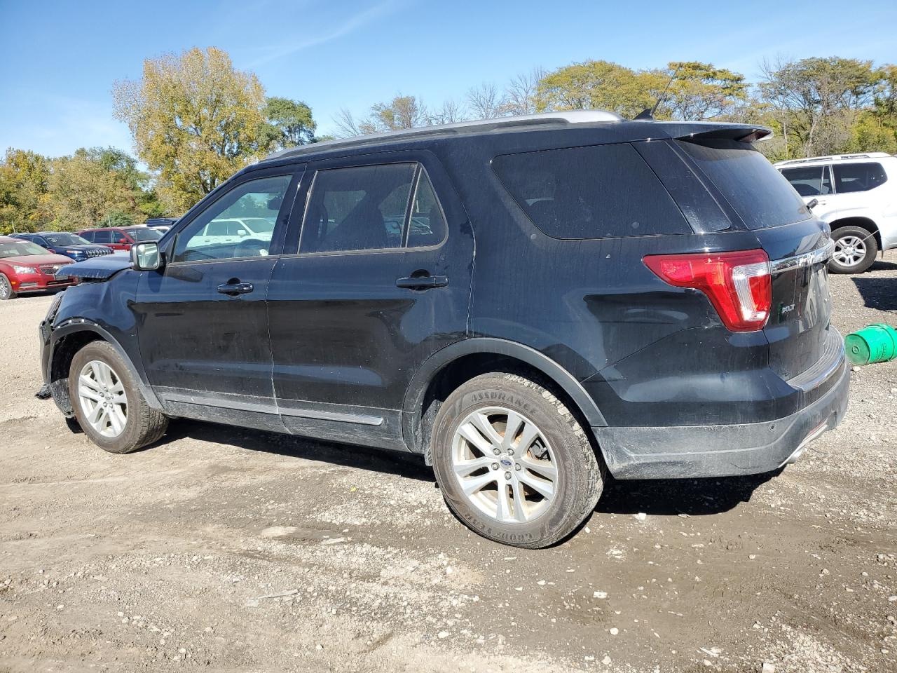 Изображение 2 2018 FORD EXPLORER XLT 2018 с VIN 1FM5K8D88JGB46052