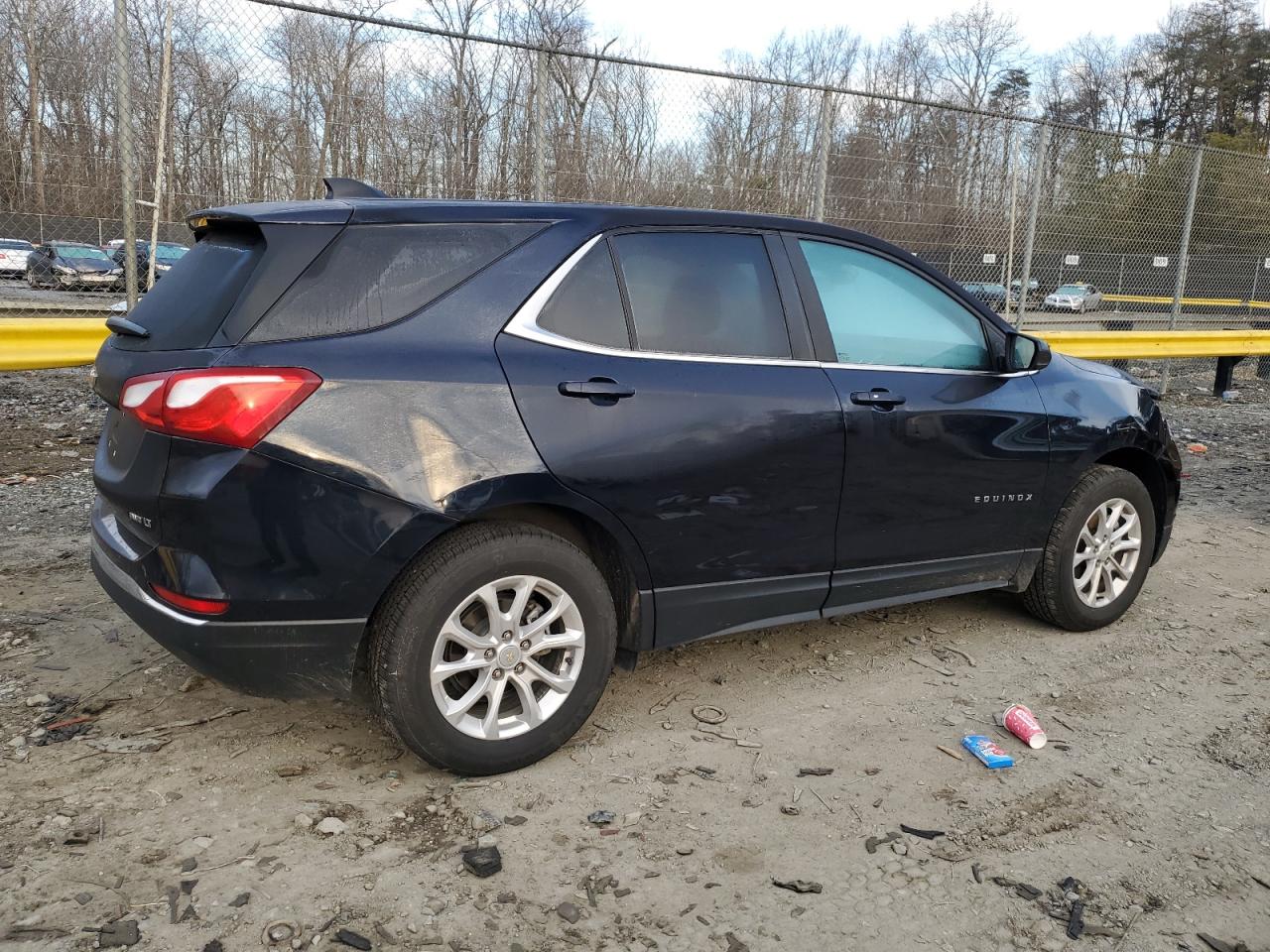 Image 3 of 2021 CHEVROLET EQUINOX LT 2021 with VIN 3GNAXUEV1MS132444