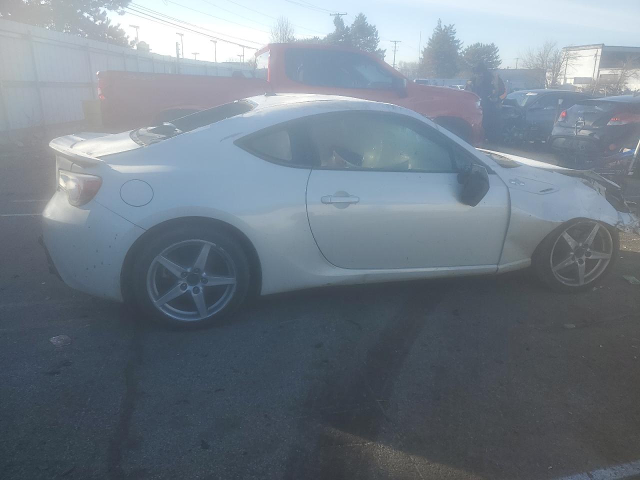 Image 3 of 2014 TOYOTA SCION FR-S  2014 with VIN JF1ZNAA10E9701779