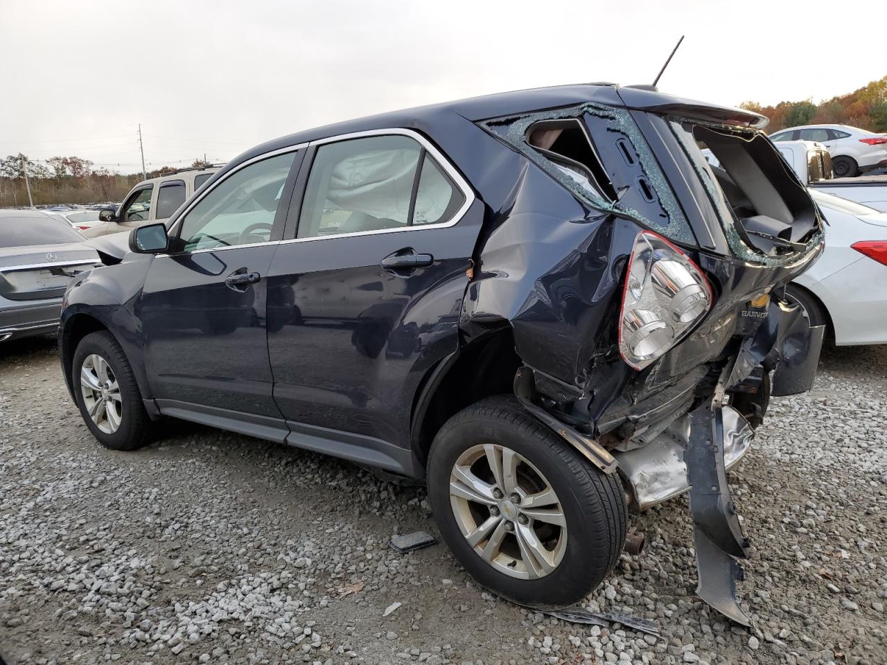 Image 2 of 2015 CHEVROLET EQUINOX LS 2015 with VIN 2GNALAEK6F1129571