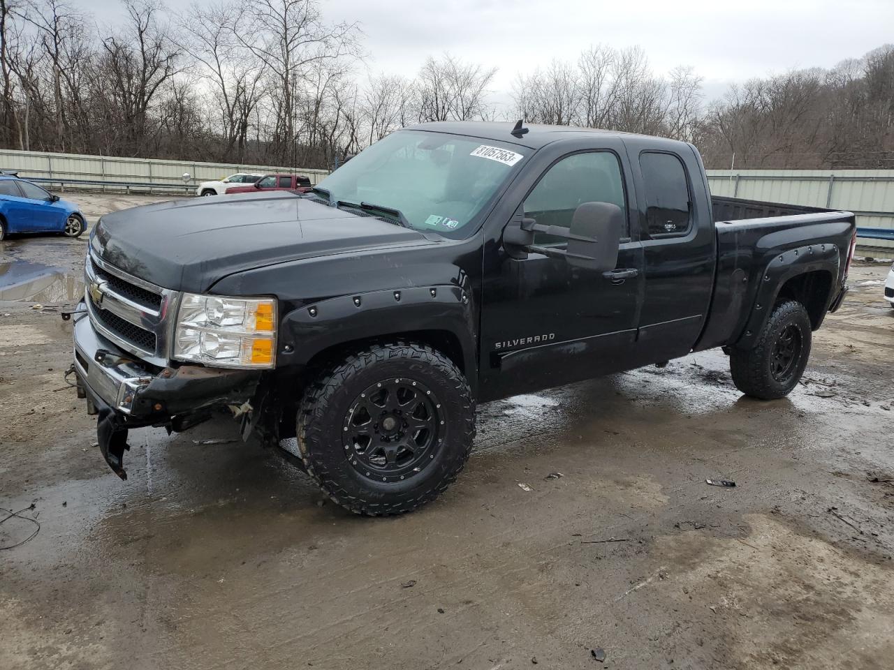 Image 1 of 2011 CHEVROLET SILVERADO K1500 LT 2011 with VIN 1GCRKSEA2BZ458166