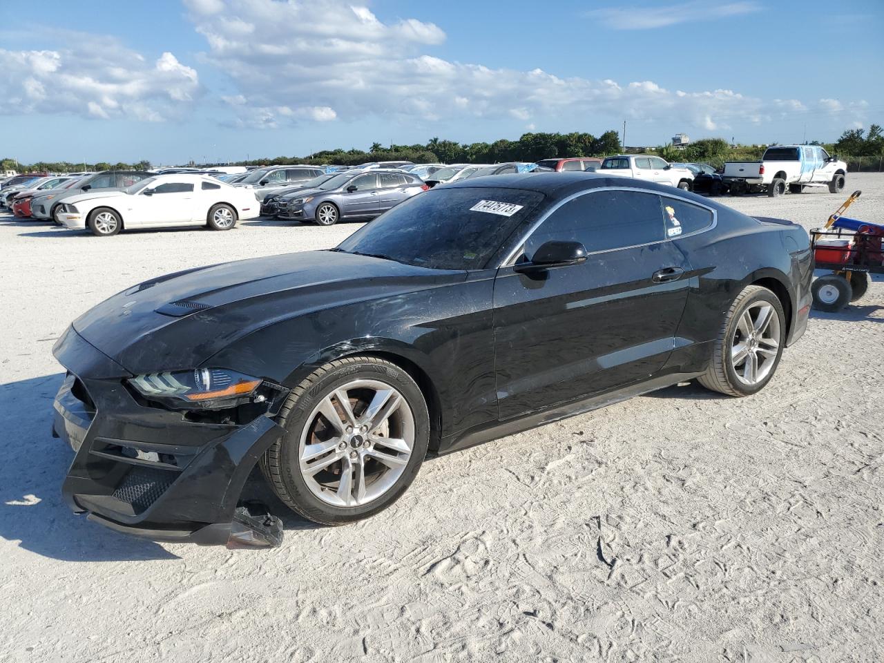 Obraz 2020 FORD MUSTANG  2020