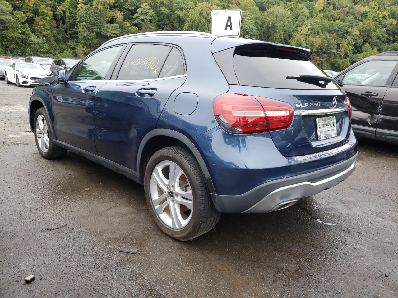 Obraz 3 z Mercedes-Benz Gla 250 4Matic 2020 z VIN WDCTG4GB1LJ666428
