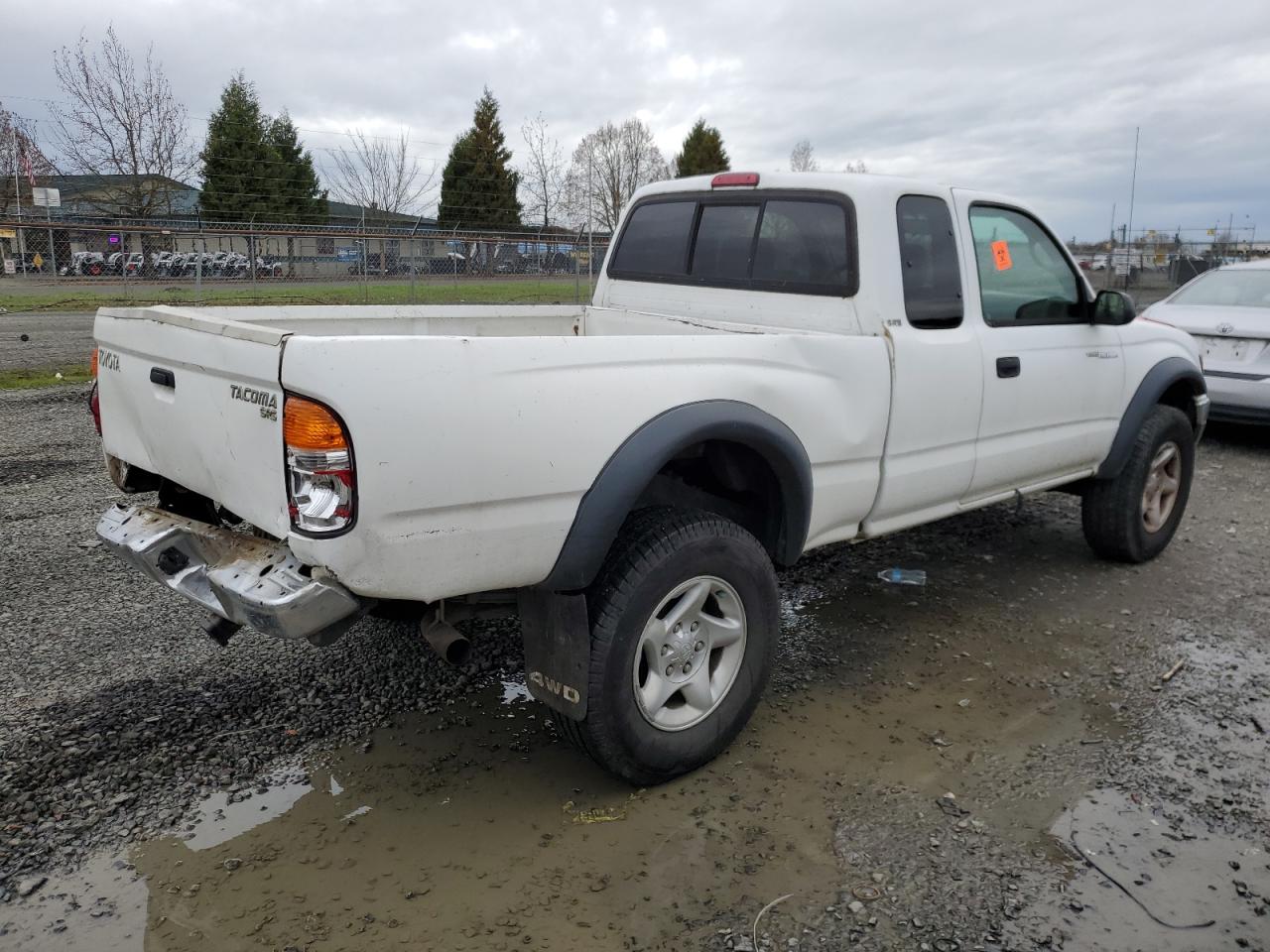 Изображение 3 2004 TOYOTA TACOMA XTRACAB 2004 с VIN 5TEWM72N04Z388854