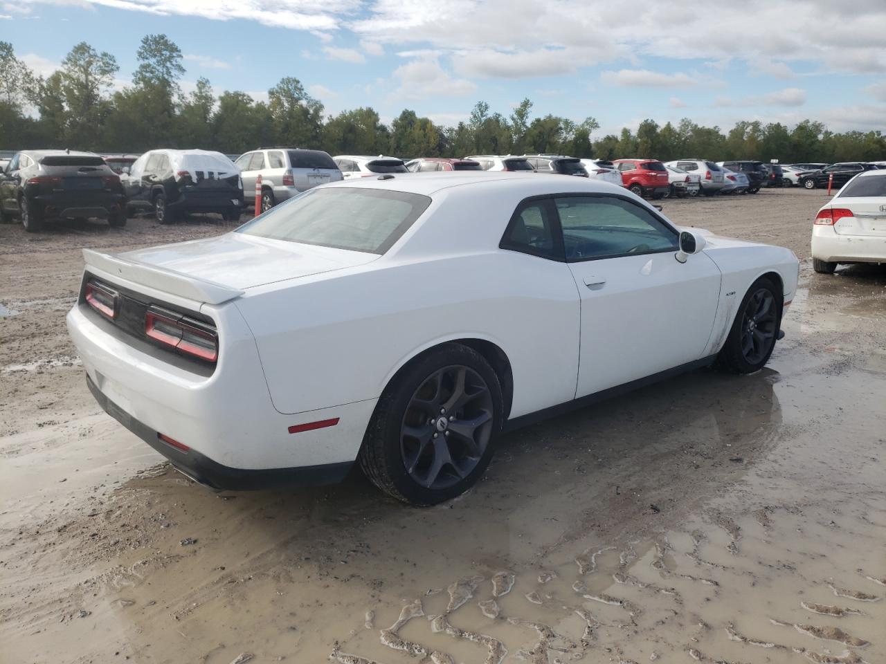 Image 3 of 2019 DODGE CHALLENGER R/T 2019 with VIN 2C3CDZBT5KH708440