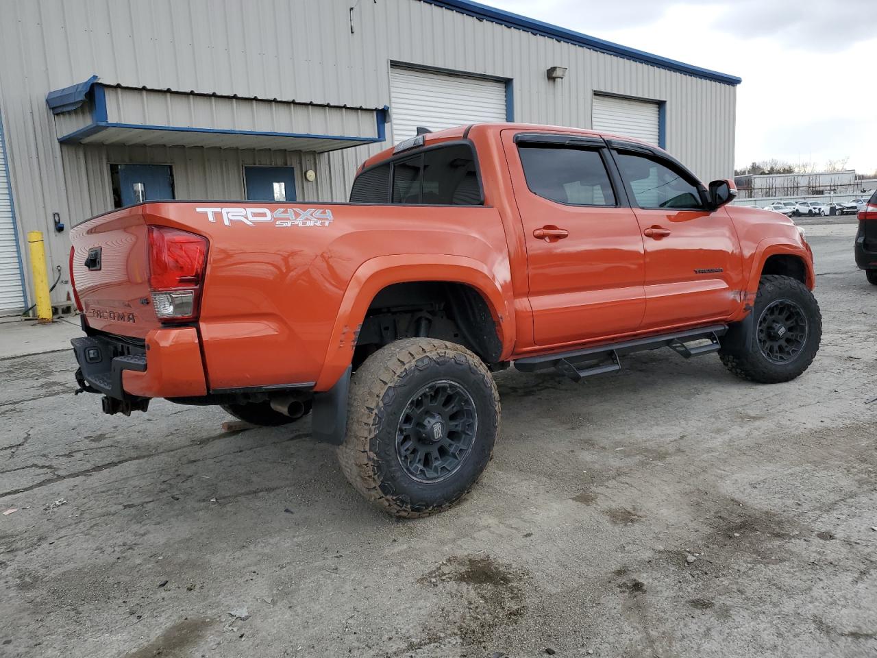 Изображение 3 2016 TOYOTA TACOMA DOUBLE CAB 2016 с VIN 3TMCZ5AN3GM014993