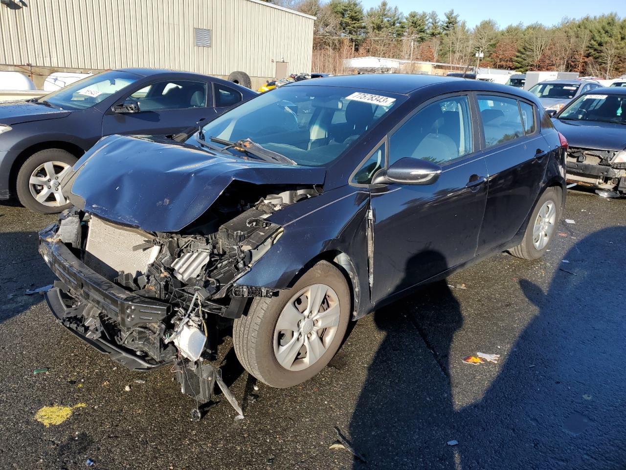 Obraz 1 z 2017 KIA FORTE LX 2017 z VIN KNAFK5A82H5693574