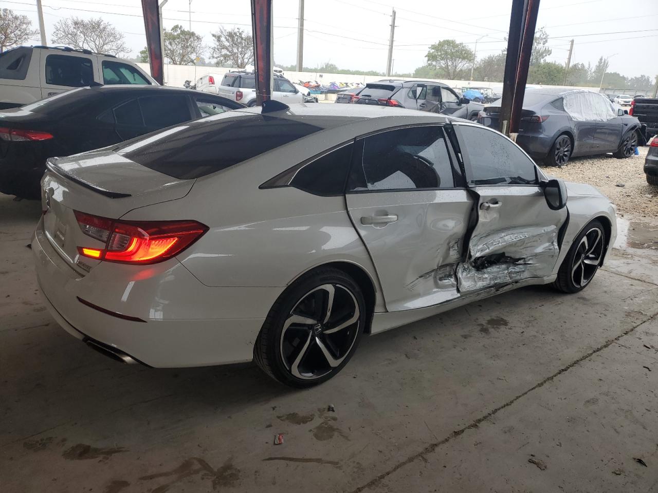 Obraz 3 z 2021 HONDA ACCORD SPORT SE 2021 z VIN 1HGCV1F44MA053185