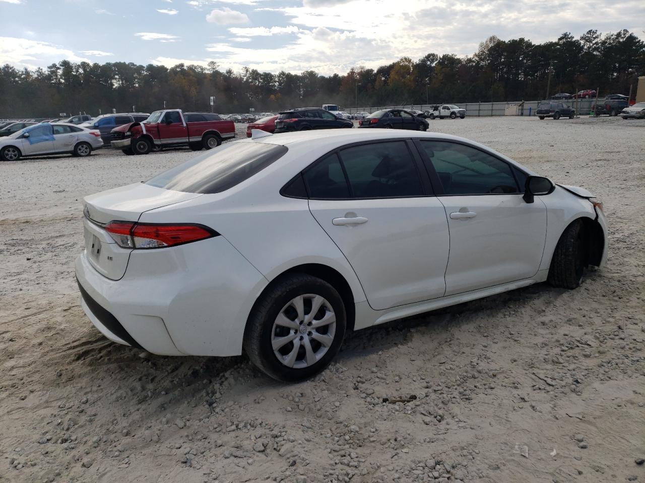 Изображение 3 2021 TOYOTA COROLLA LE 2021 с VIN 5YFEPMAE1MP262799