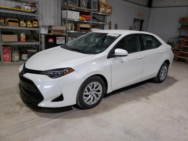 Obraz 1 z 2018 TOYOTA COROLLA L 2018 z VIN 5YFBURHE0JP817896