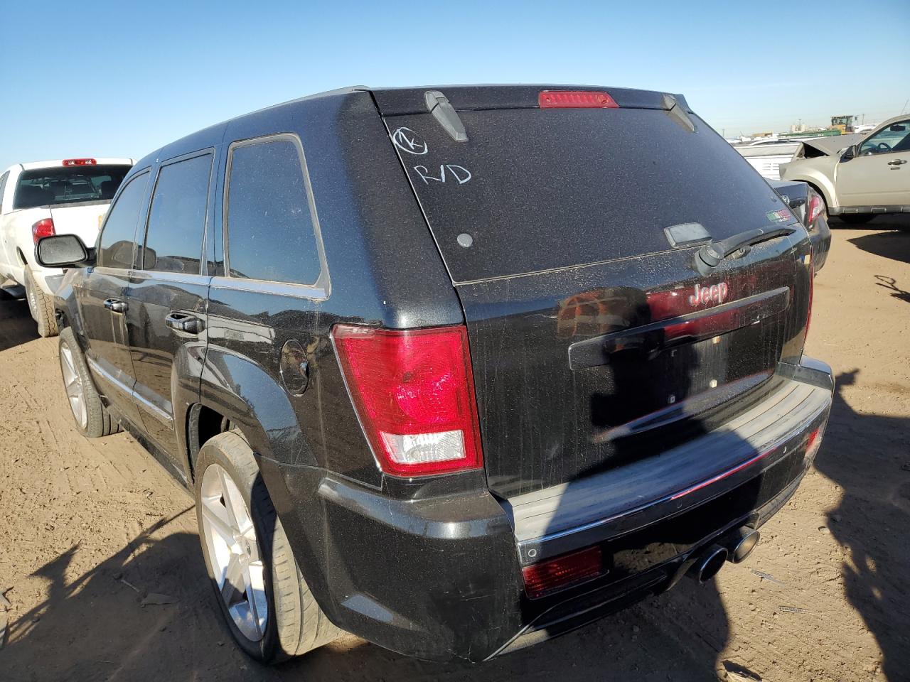 Obraz 2 z 2010 JEEP GRAND CHEROKEE SRT-8 2010 z VIN 1J4RR7GW4AC133046