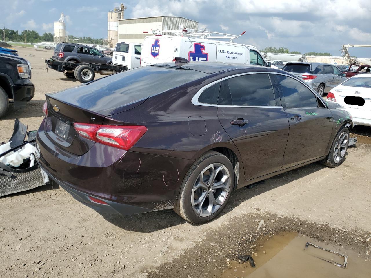 Image 3 of 2021 CHEVROLET MALIBU LT 2021 with VIN 1G1ZD5ST1MF074846