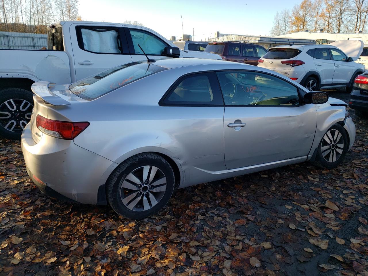Image 3 of 2013 KIA FORTE EX 2013 with VIN KNAFU6A20D5742552