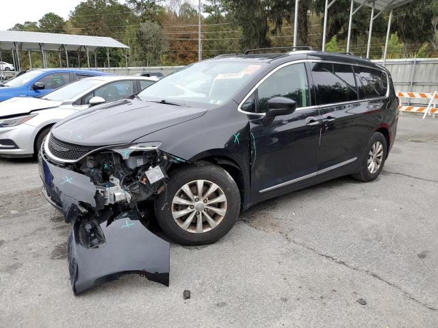Image 1 of 2018 CHRYSLER PACIFICA TOURING L 2018 with VIN 2C4RC1BG8JR277436