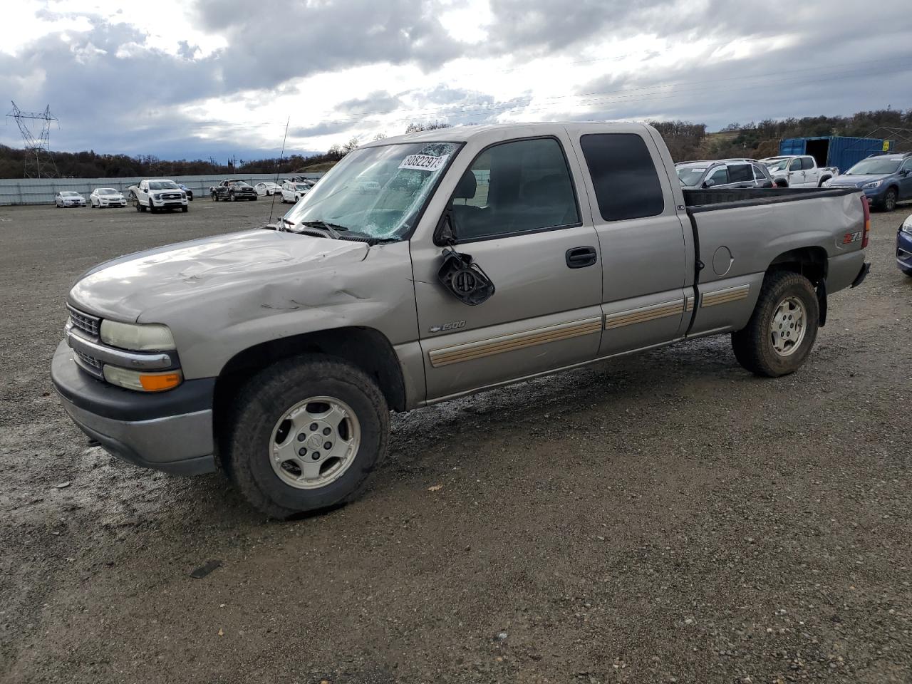 Obraz 1 z 2002 CHEVROLET SILVERADO K1500 2002 z VIN 2GCEK19T921245678