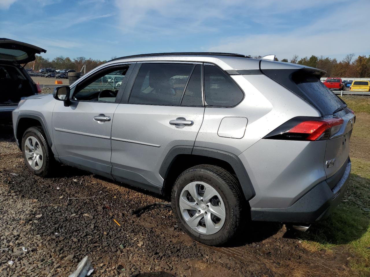 Image 2 of 2021 TOYOTA RAV4 LE 2021 with VIN 2T3F1RFV3MC248101