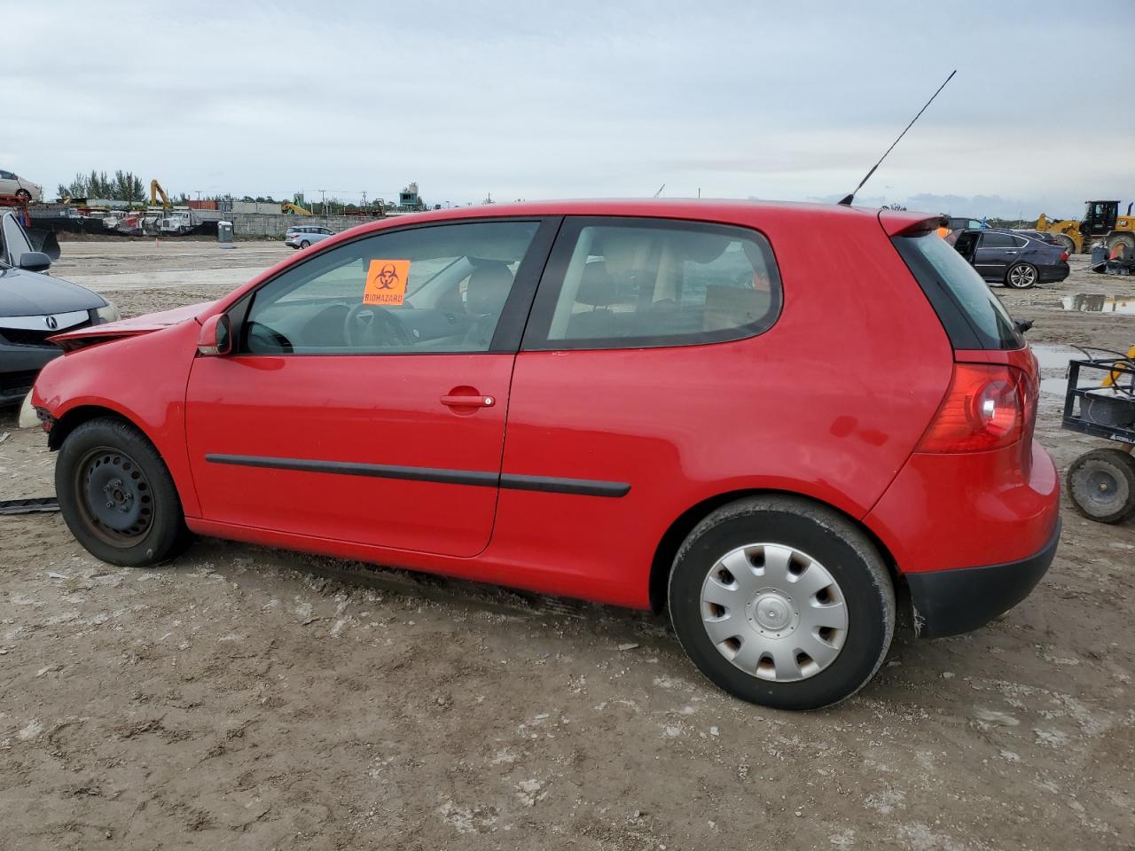 Image 2 of 2008 VOLKSWAGEN RABBIT  2008 with VIN WVWBA71K68W138021