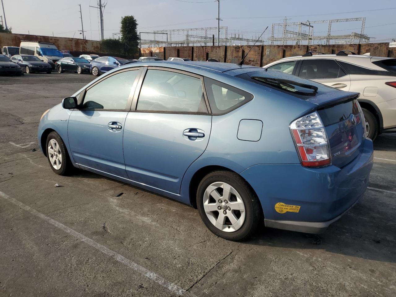 Obraz 2 z 2006 TOYOTA PRIUS  2006 z VIN JTDKB20U467060851